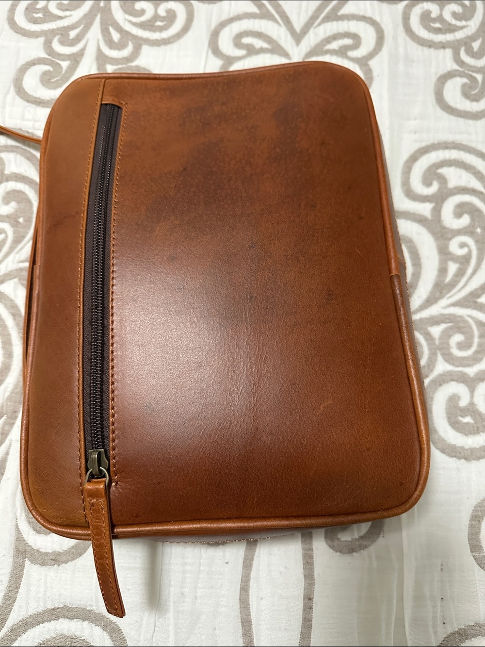 ELIZO Cognac Tan Genuine Leather Bible Case with Front Zip Pocket